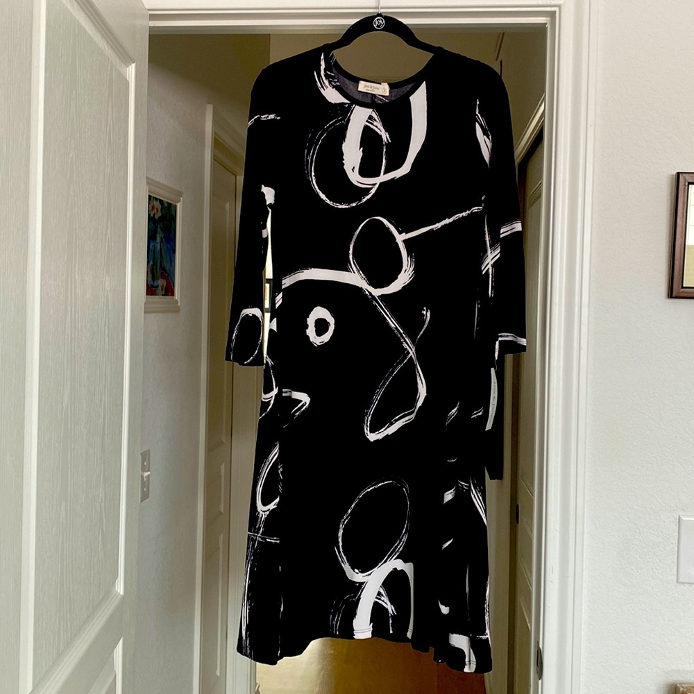 NWT Graphic print dress